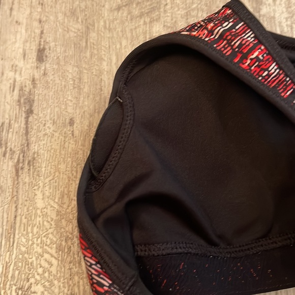 Nike sports bra size Small - Picture 3 of 4